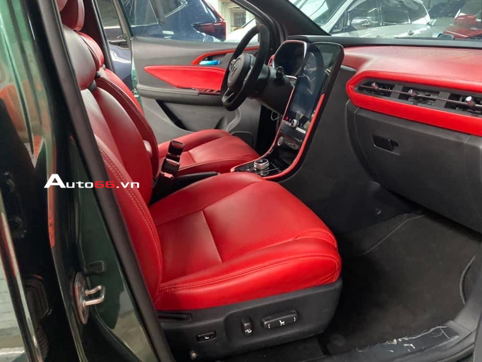 Độ ghế Lexus chỉnh điện bên phụ Vinfast E34